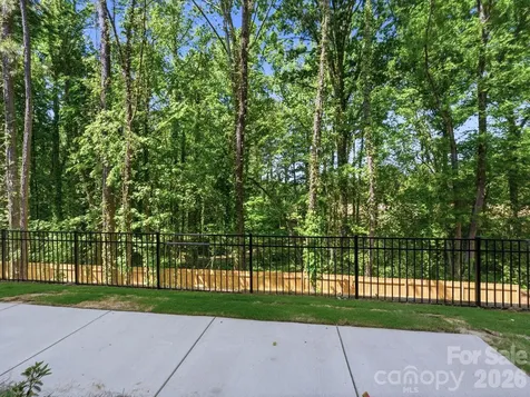 1526 Lithium Lane Charlotte NC 28211