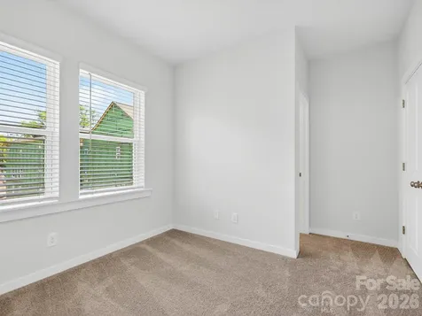 1526 Lithium Lane Charlotte NC 28211