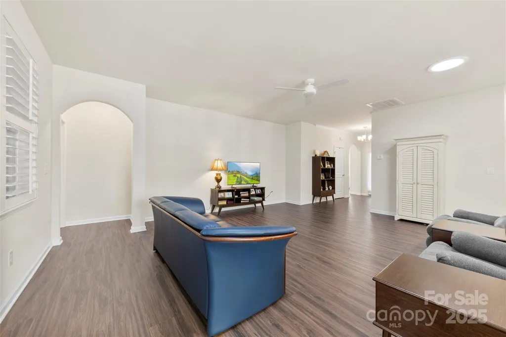 129 Picasso Trail Mount Holly NC 28120