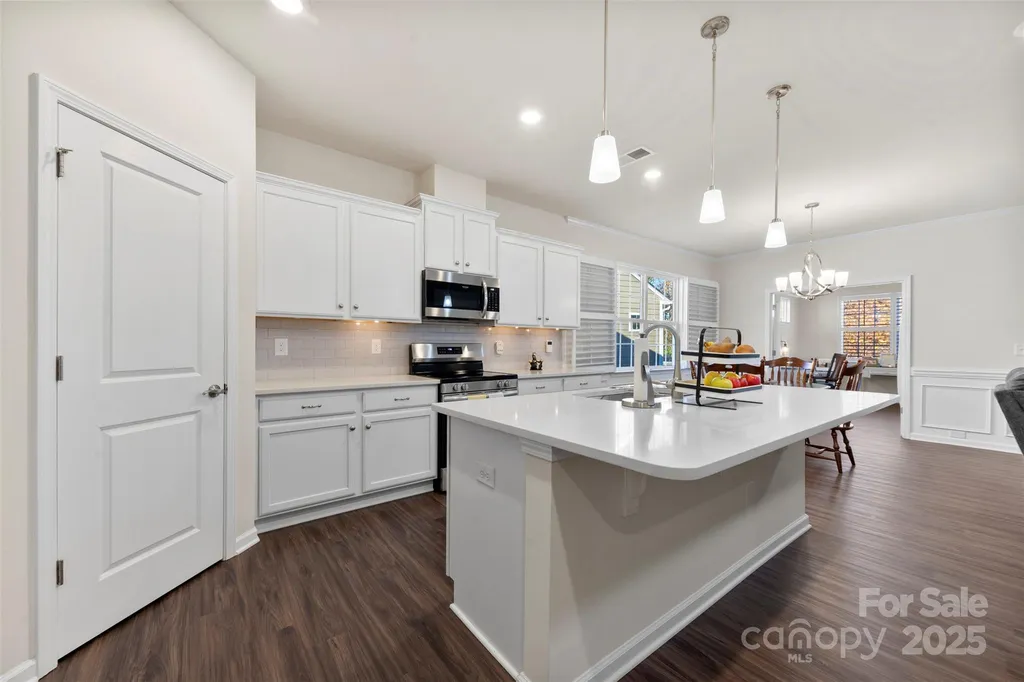129 Picasso Trail Mount Holly NC 28120