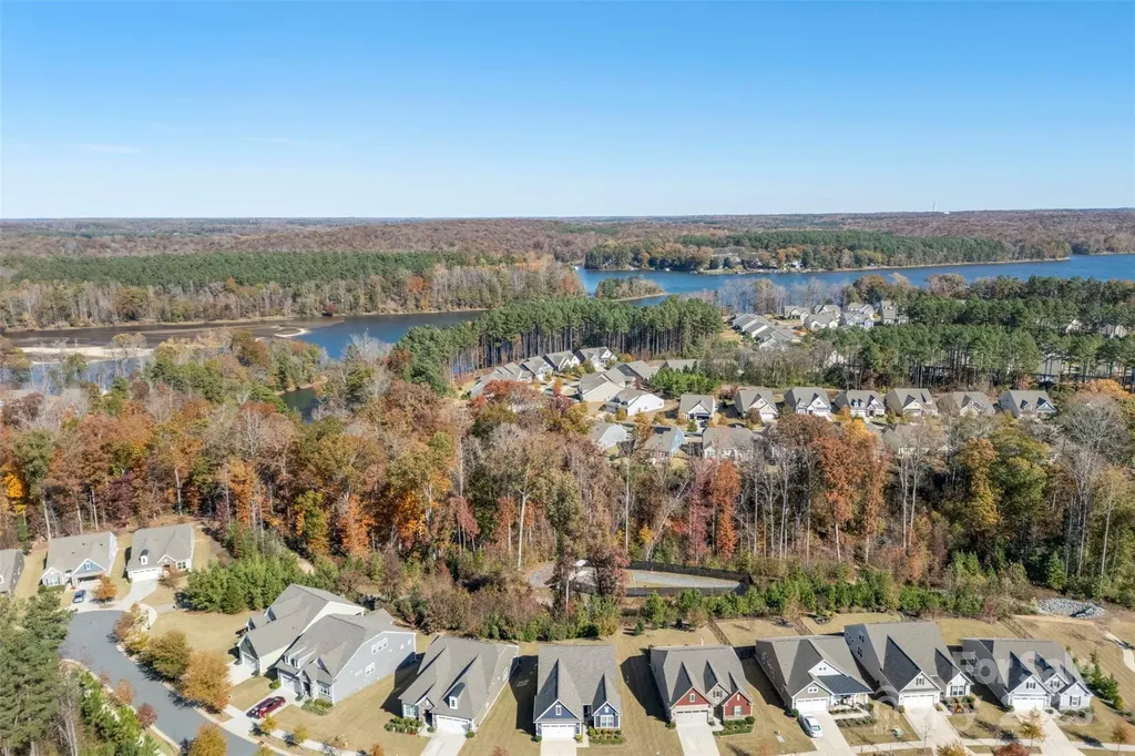 129 Picasso Trail Mount Holly NC 28120