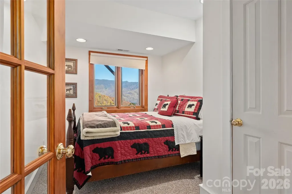 33 Great Aspen Way Black Mountain NC 28711