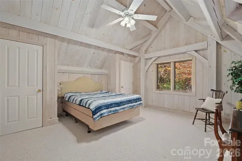 33 Great Aspen Way Black Mountain NC 28711