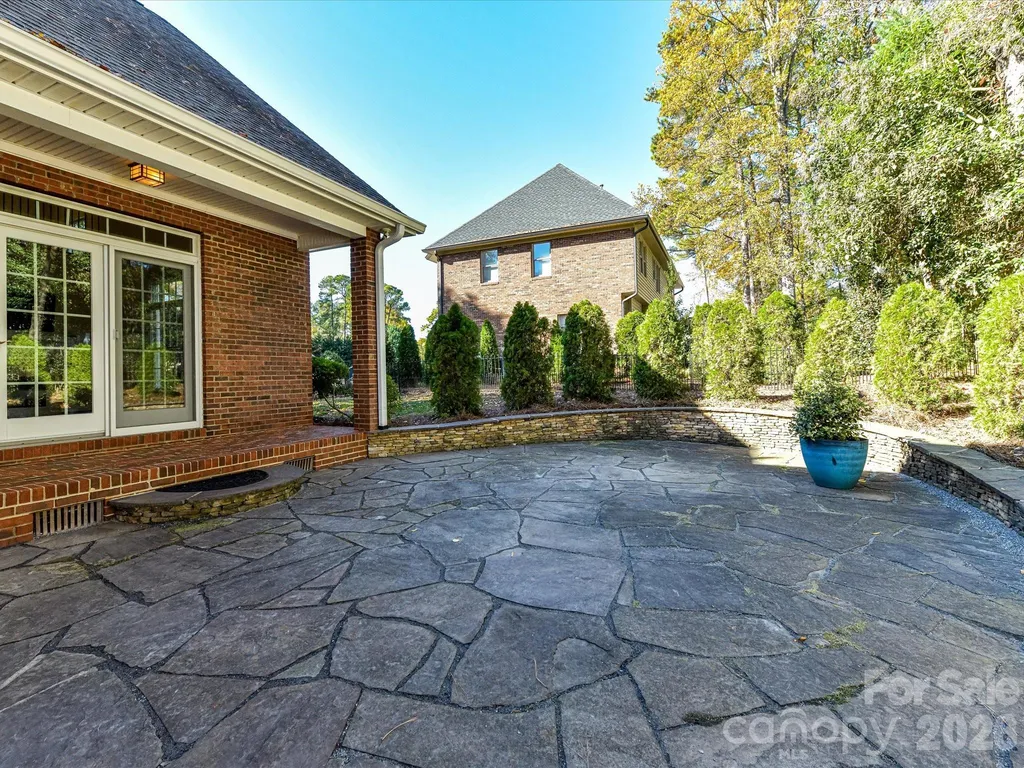 21410 Pinecrest Place Cornelius NC 28031