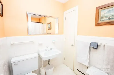 322 Valley Stream Road Statesville NC 28677