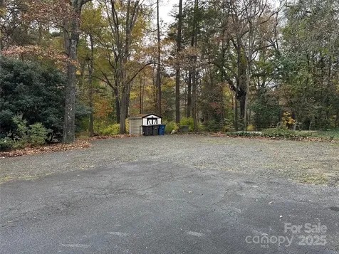 322 Valley Stream Road Statesville NC 28677