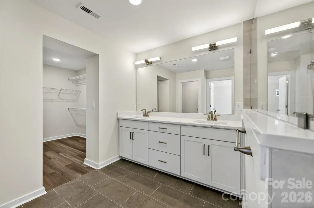 5214 Hollow Branch Road Charlotte NC 28278