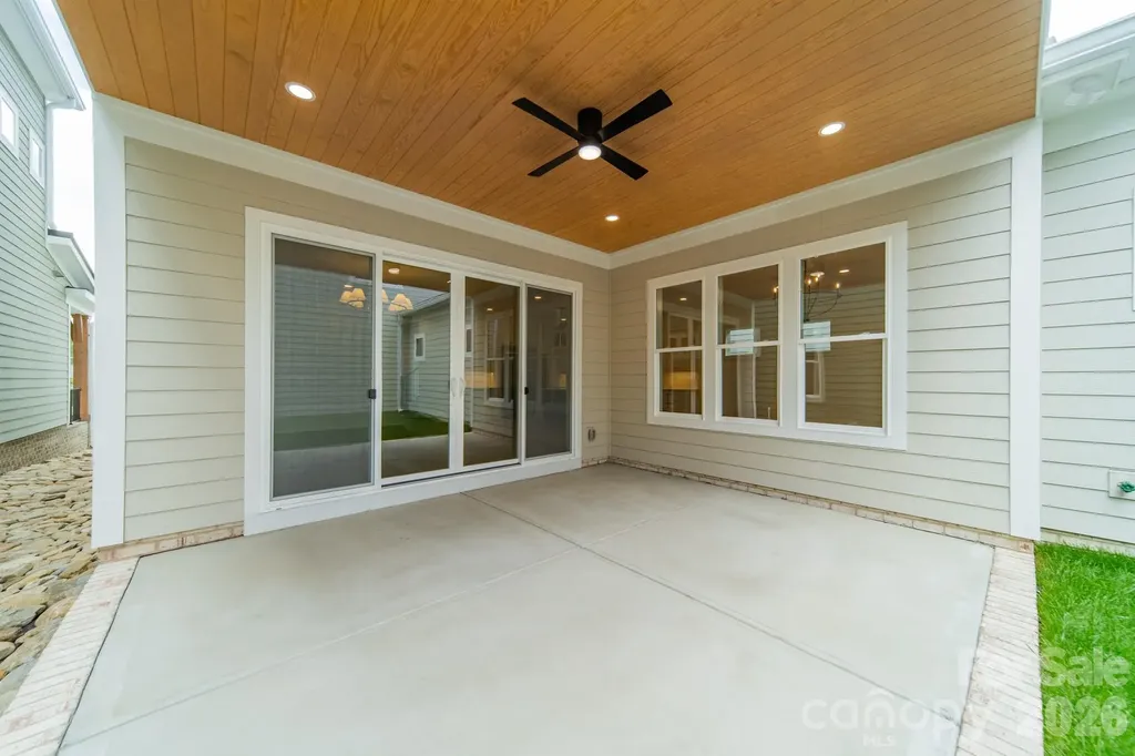19040 Newburg Hill Road Davidson NC 28036