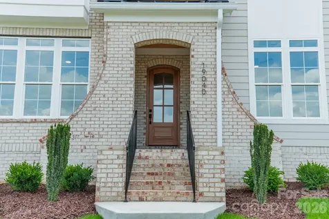 19040 Newburg Hill Road Davidson NC 28036