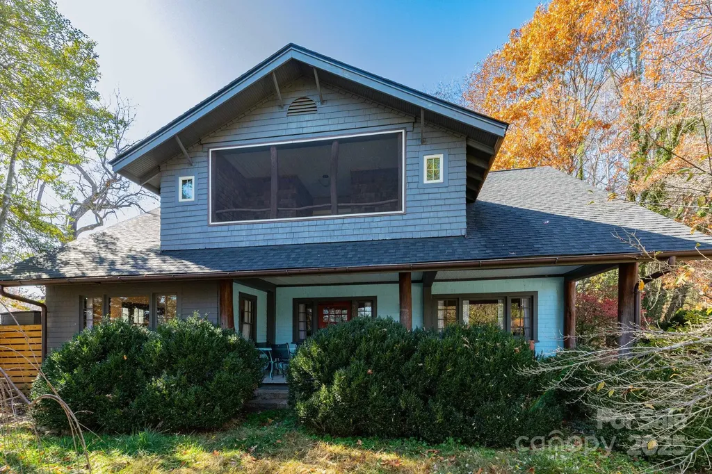 302 Iron Ridge Loop Asheville NC 28806