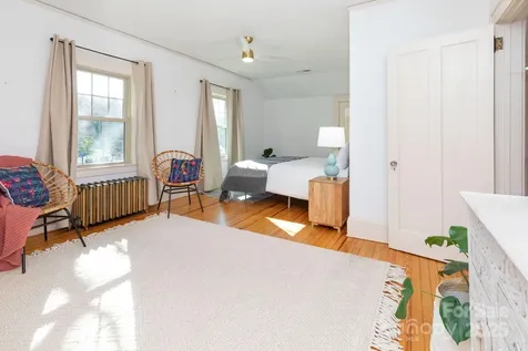 302 Iron Ridge Loop Asheville NC 28806