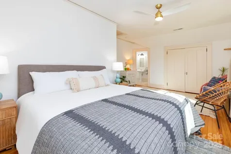302 Iron Ridge Loop Asheville NC 28806