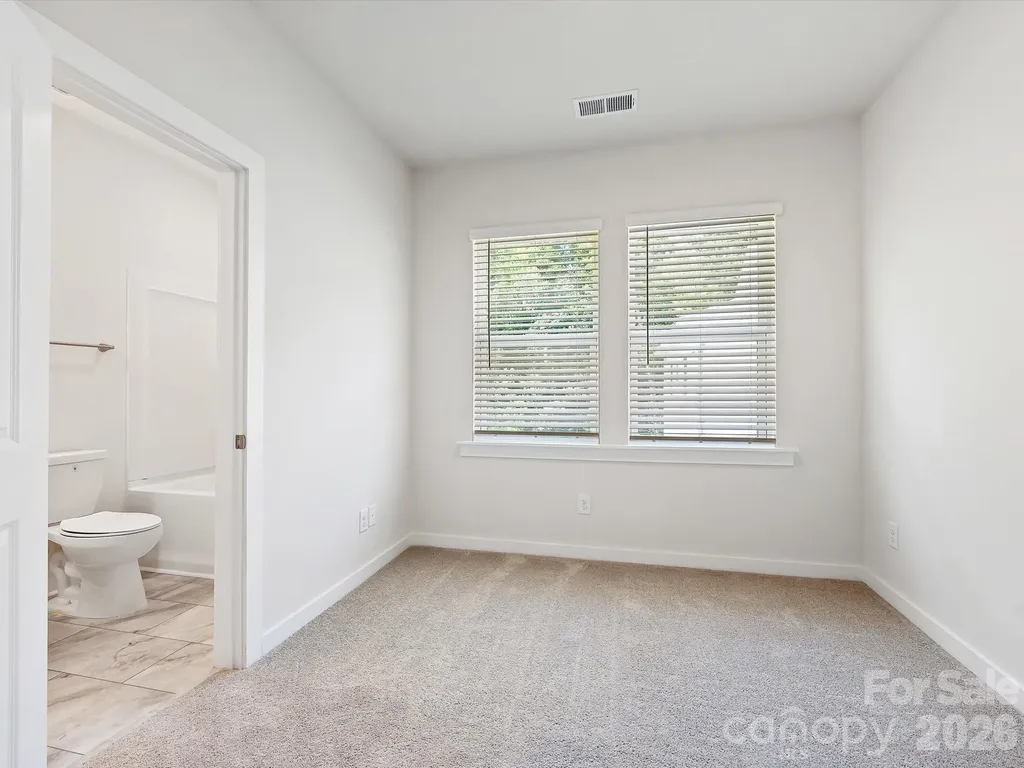 1539 Lithium Lane Charlotte NC 28211