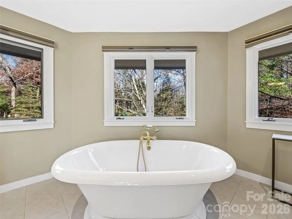 339 Beaverdam Road Asheville NC 28804