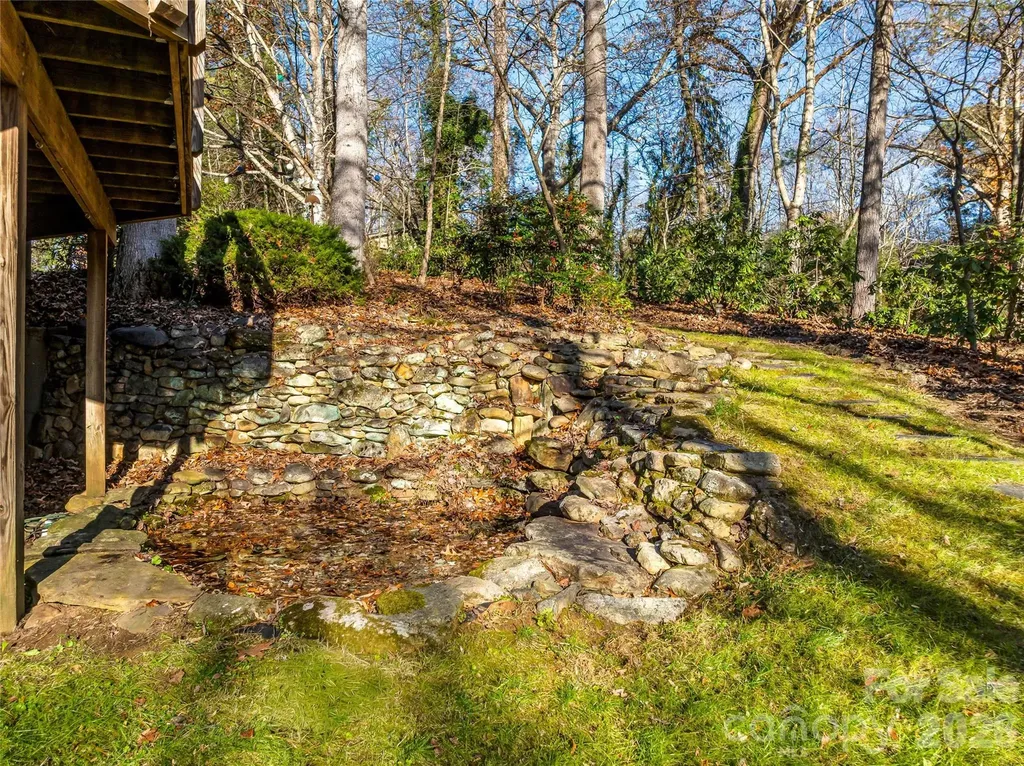339 Beaverdam Road Asheville NC 28804