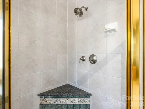 339 Beaverdam Road Asheville NC 28804
