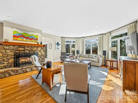 339 Beaverdam Road Asheville NC 28804