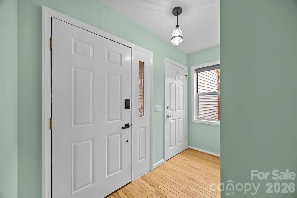 125 Exeter Court Hendersonville NC 28791