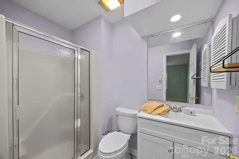 125 Exeter Court Hendersonville NC 28791