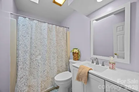 125 Exeter Court Hendersonville NC 28791