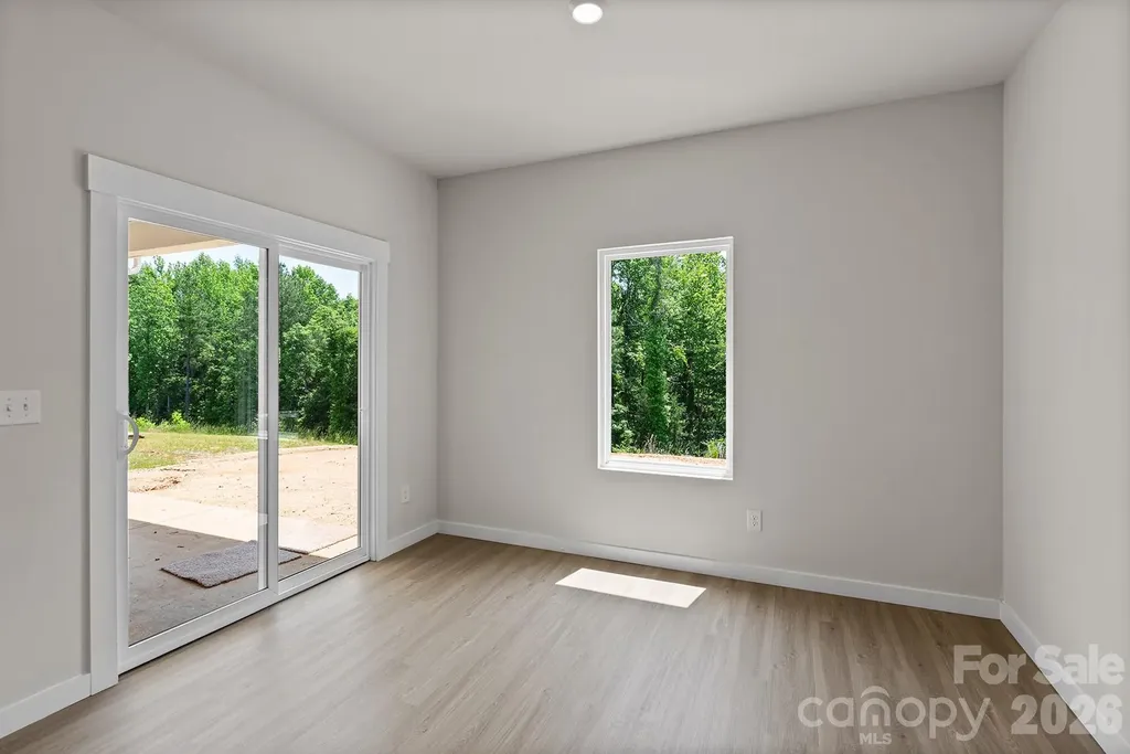 3435 Robindale Drive Winston Salem NC 27107