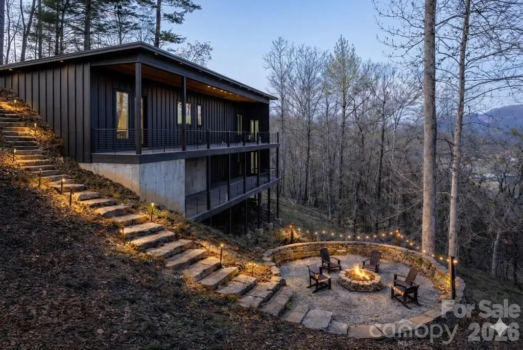 130 Midway Crossing Drive Clyde NC 28721