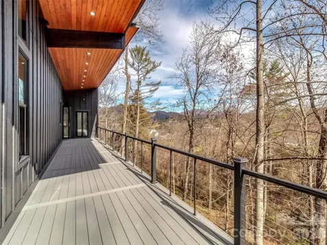 130 Midway Crossing Drive Clyde NC 28721