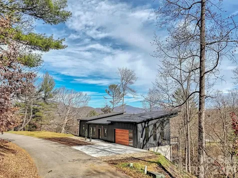 130 Midway Crossing Drive Clyde NC 28721