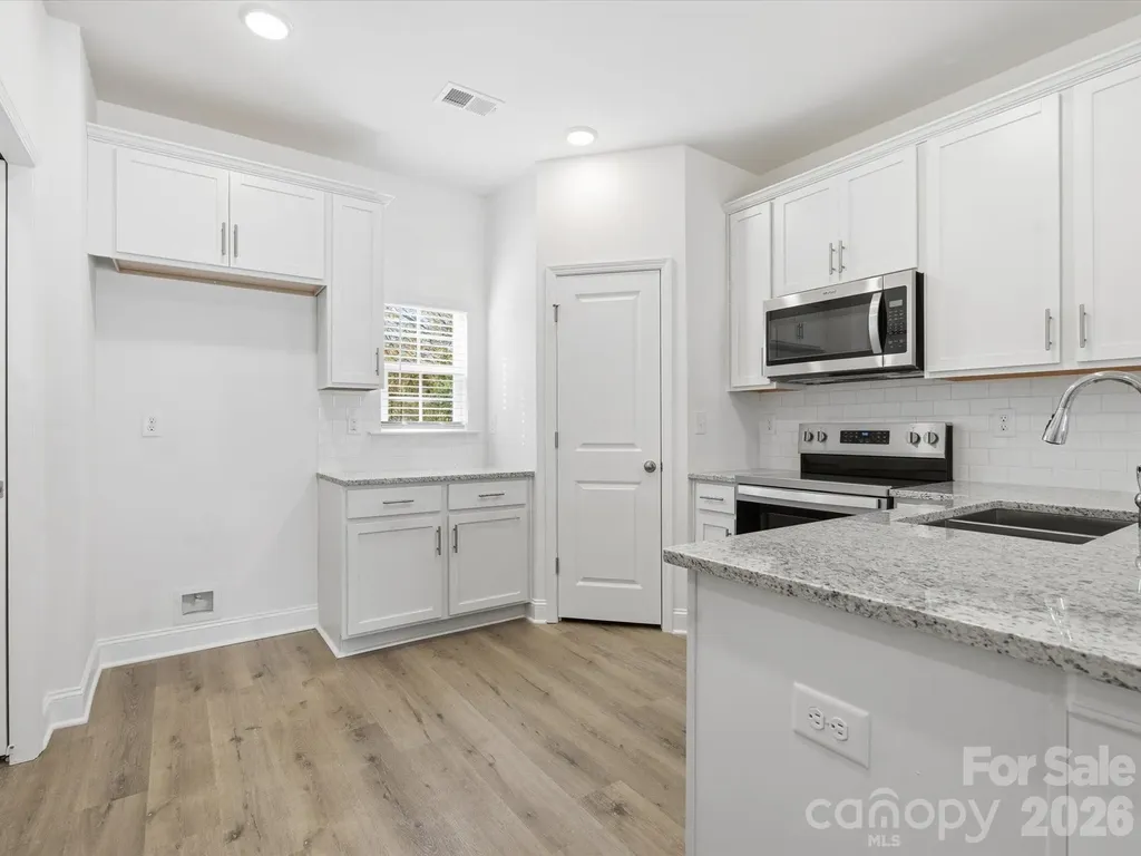 3136 Butler Hill Drive Matthews NC 28105