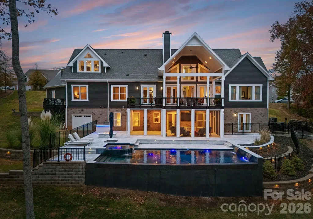 16312 Cozy Cove Road Charlotte NC 28278
