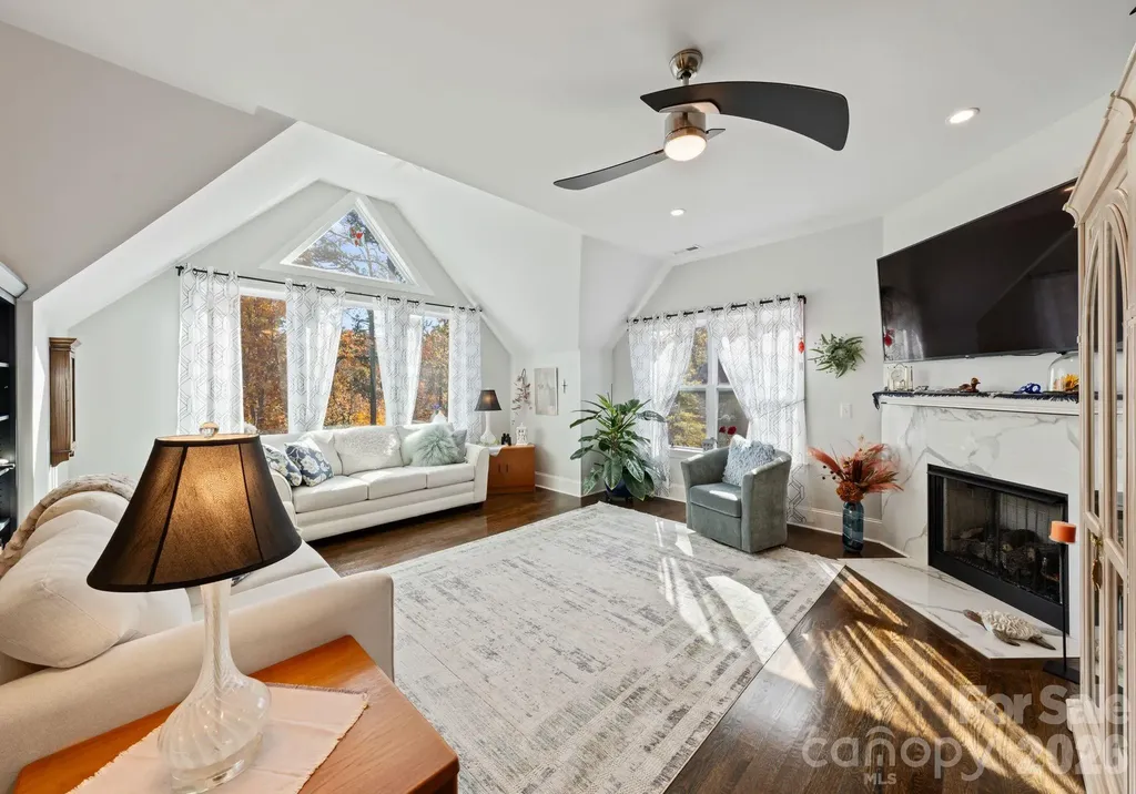 16312 Cozy Cove Road Charlotte NC 28278
