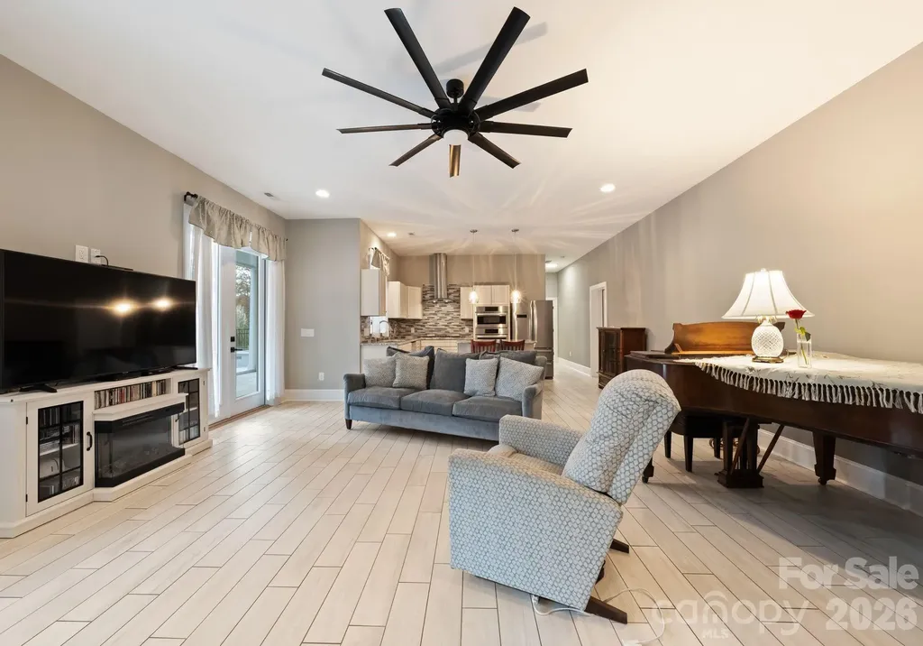 16312 Cozy Cove Road Charlotte NC 28278