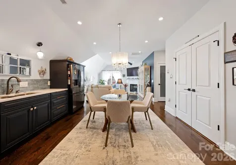 16312 Cozy Cove Road Charlotte NC 28278