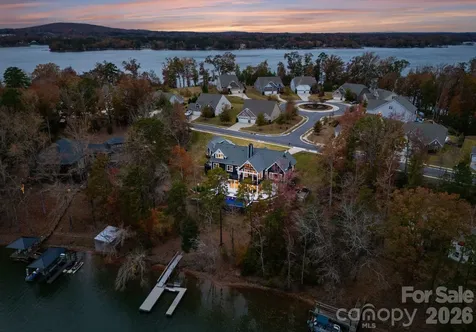 16312 Cozy Cove Road Charlotte NC 28278