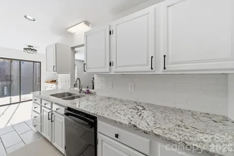 5204 Tedorill Lane Charlotte NC 28226