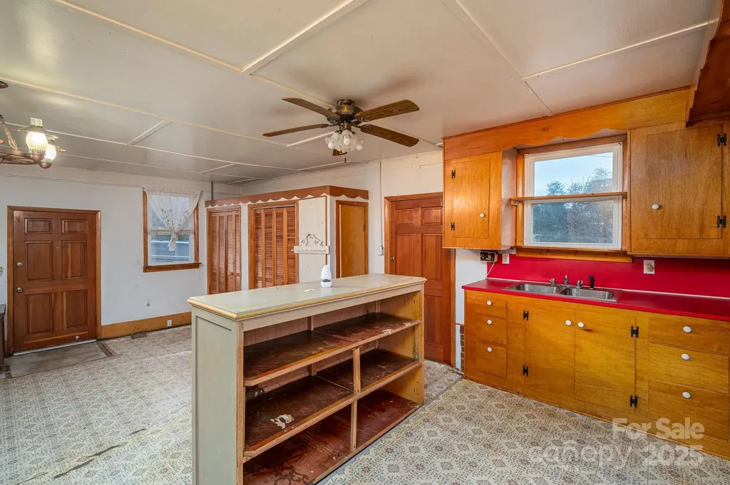 6331 Smith Road Vale NC 28168