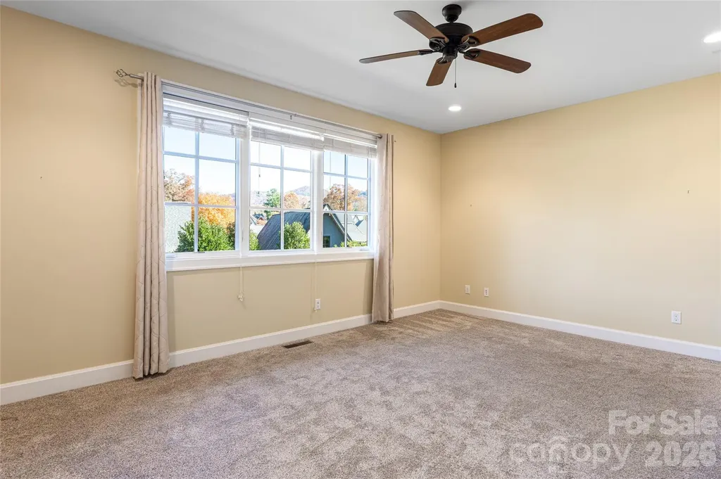 38 Chantilly Drive Asheville NC 28804