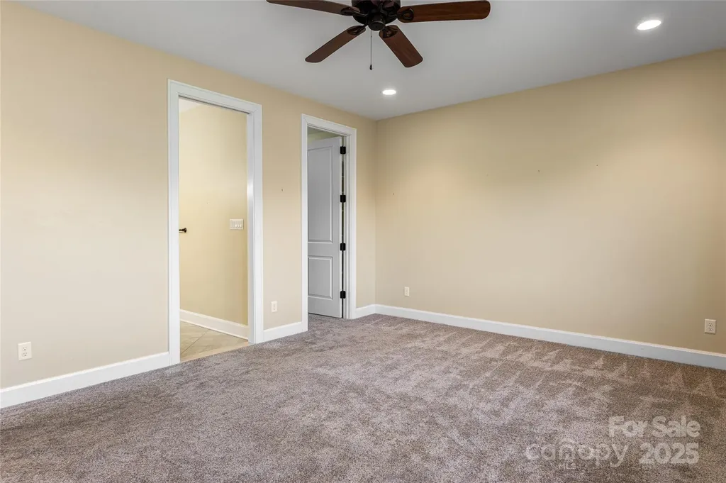 38 Chantilly Drive Asheville NC 28804