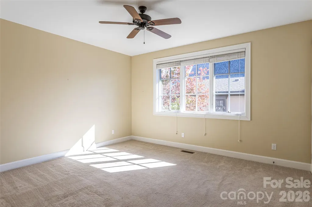 38 Chantilly Drive Asheville NC 28804
