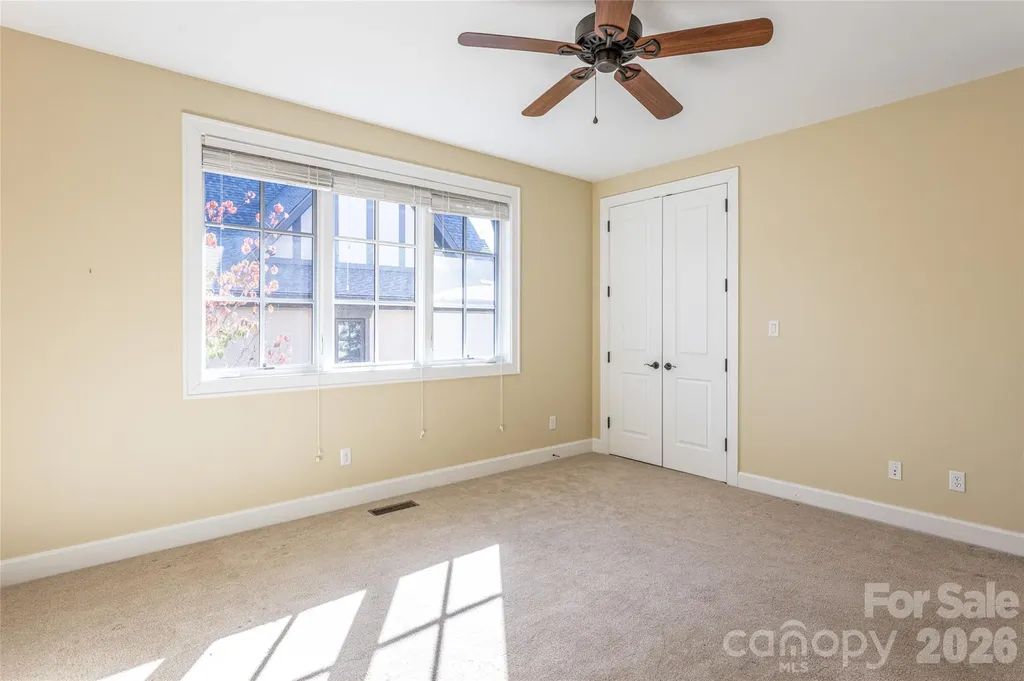 38 Chantilly Drive Asheville NC 28804