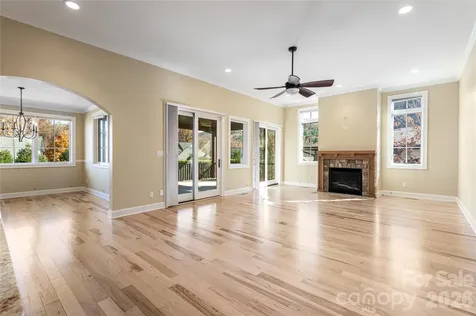 38 Chantilly Drive Asheville NC 28804