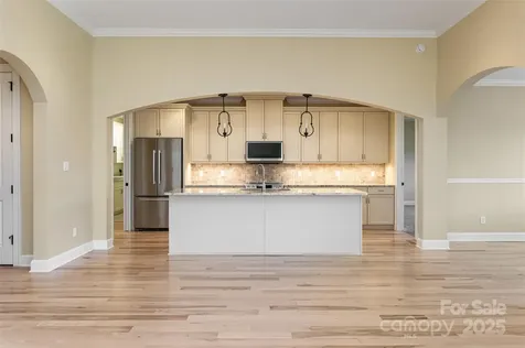 38 Chantilly Drive Asheville NC 28804