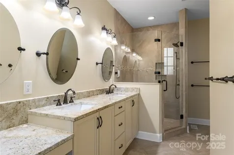 38 Chantilly Drive Asheville NC 28804