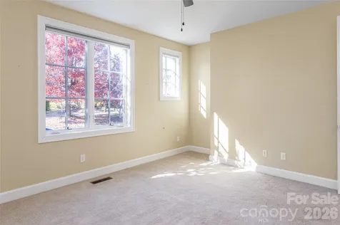 38 Chantilly Drive Asheville NC 28804