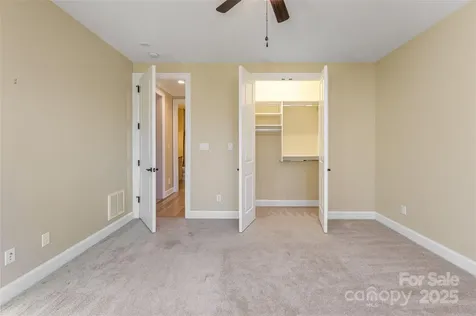 38 Chantilly Drive Asheville NC 28804