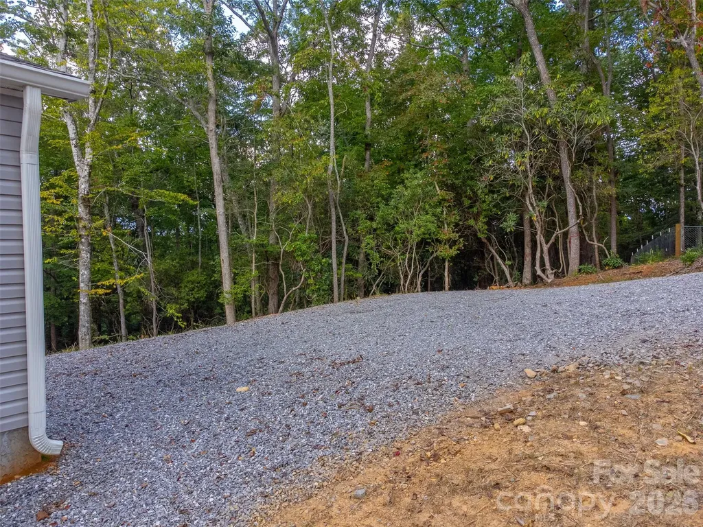 75 Windswept Lane Hayesville NC 28904