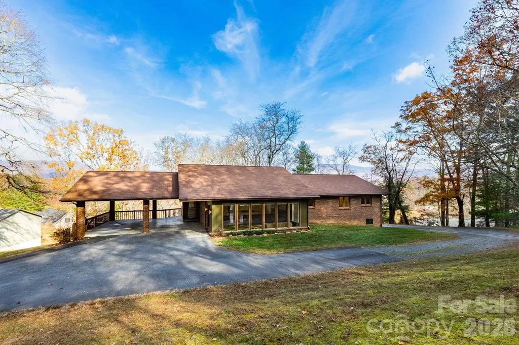 84 Joe Jenkins Road Fairview NC 28730