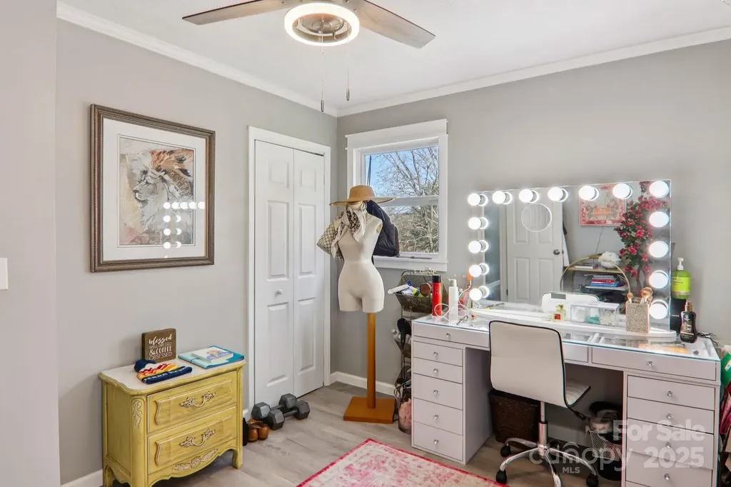 199 Davis Cove Road Waynesville NC 28786
