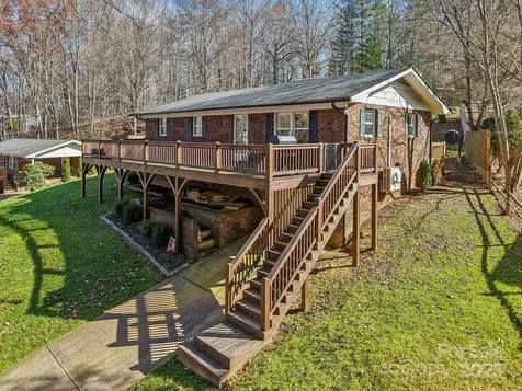 199 Davis Cove Road Waynesville NC 28786