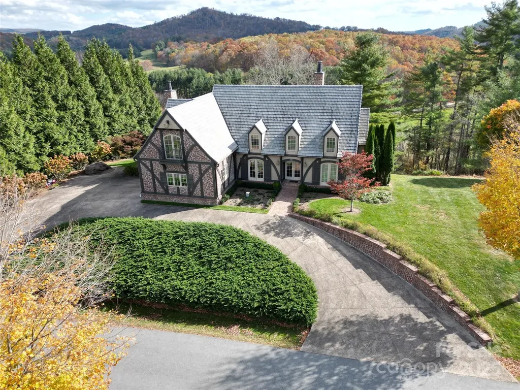 520 E Landing Ridge Circle Jefferson NC 28640
